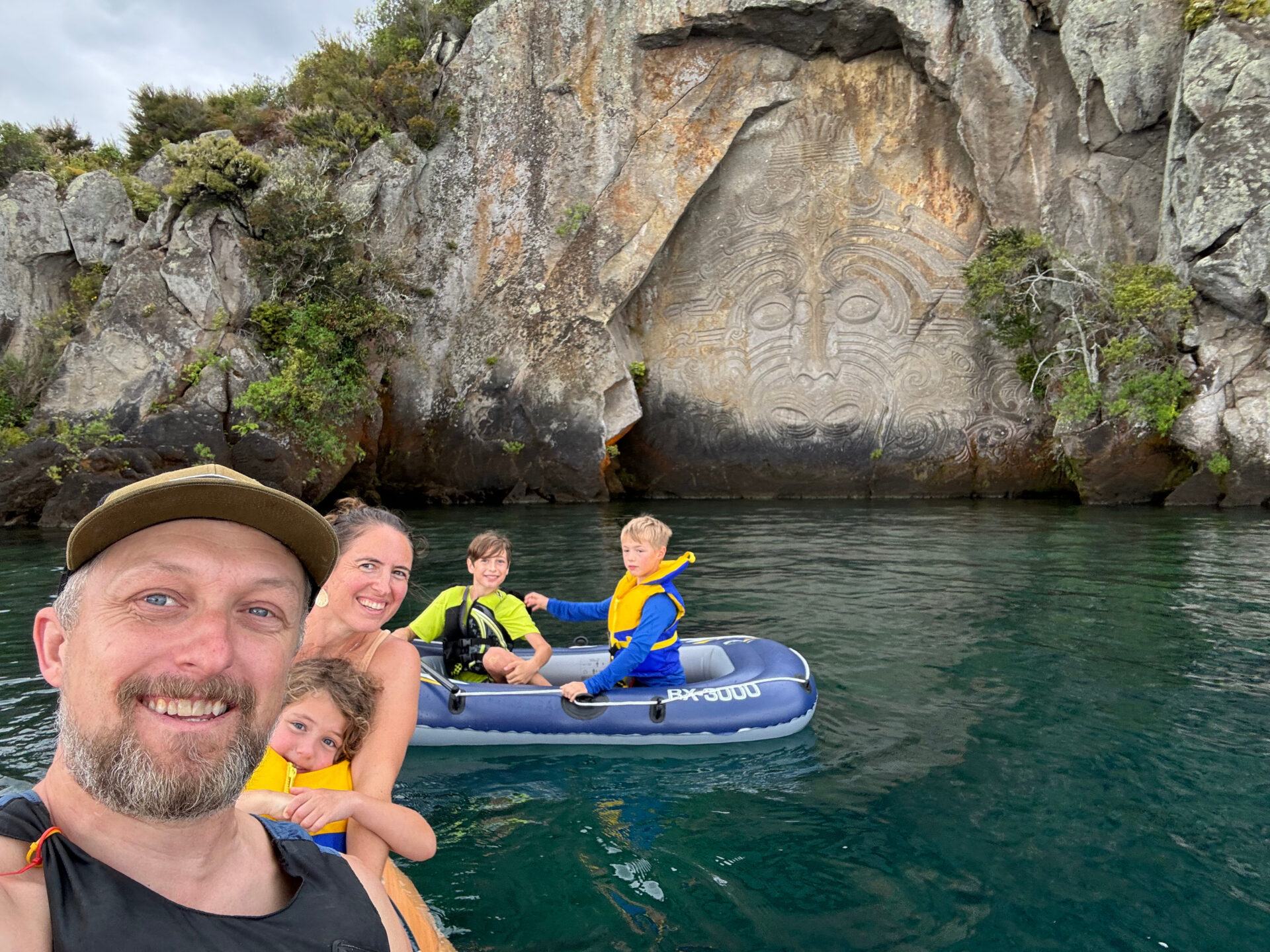 af112879-aaee-43db-bed5-543cca7c63e8