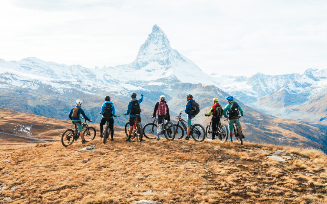 Rouler dans les Alpes… comme on rêve de le faire ici!